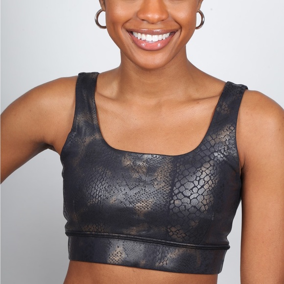 Pants - Matching grey and gold snakeskin leggings and bra!